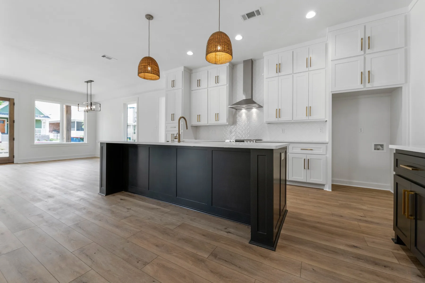 Custom kitchen cabinets and countertops